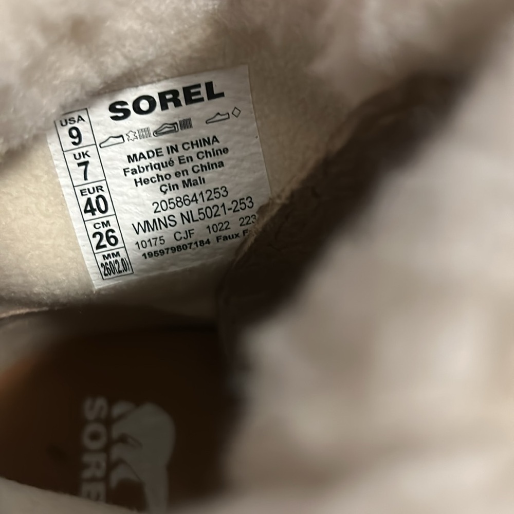 Sorel Evie II Cozy bootie, tan brown, off white Sherpa, Wedge, women’s 9. - Picture 7 of 10